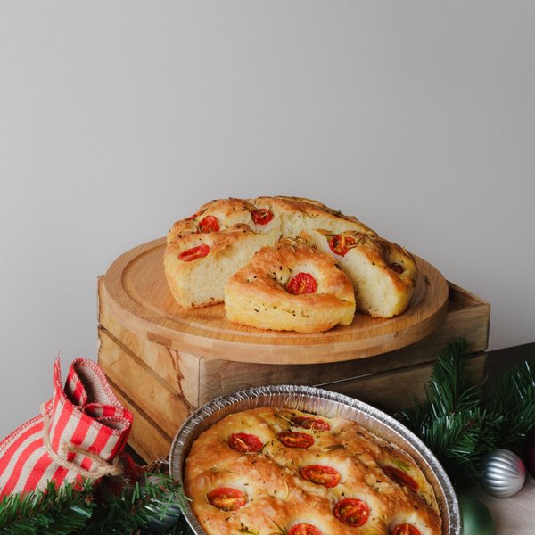 Italian Focaccia bread with tomatoes and herbs (eggless, dairy-free, nut-free)