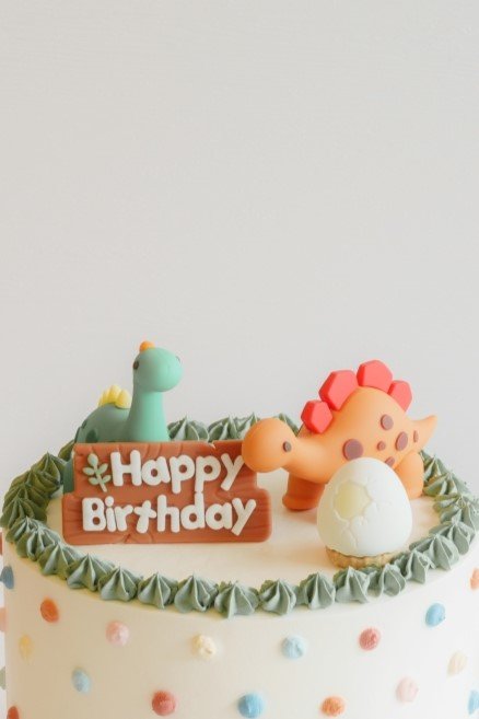 Dino Babies Bash with Baby Dinosaurs Topper Set