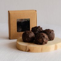 Low Carbs Rocher Gianduja Chocolate Balls Low Carbs Rocher Gianduja Chocolate Balls