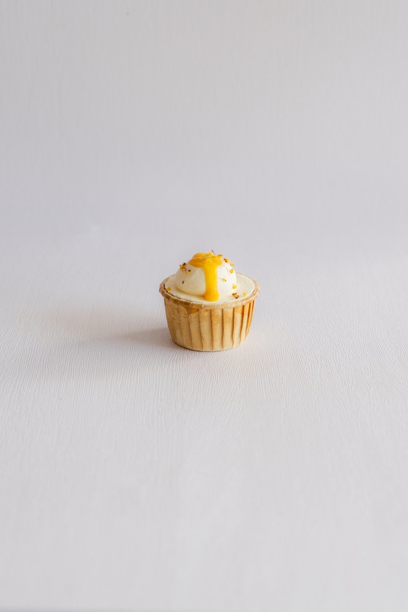 GF Mango Fields Cupcakes 