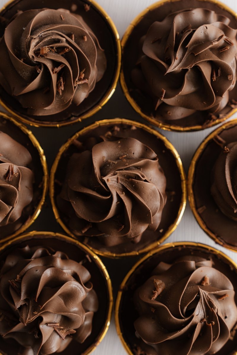 Molten Chocolate Cupcakes
