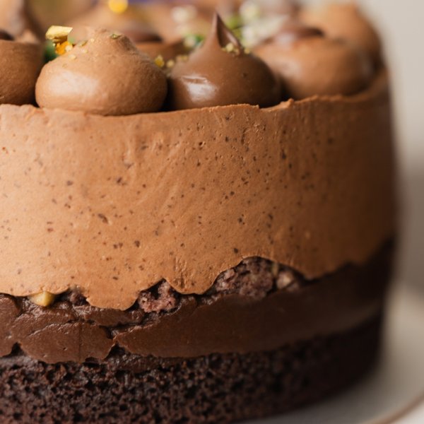 Nagaimo Mulberry Chocolate Mousse 5in round Cake [eggless, dairy-free, gluten-free, refined sugar-free]