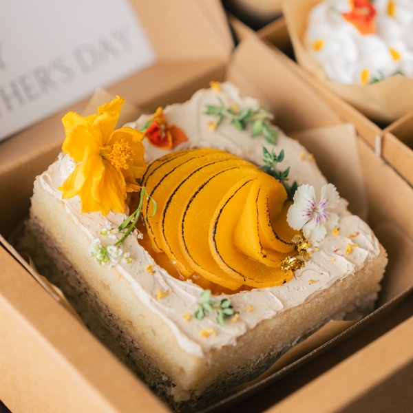 D'Nest Gift Set [eggless, dairy-free, refined sugar-free]