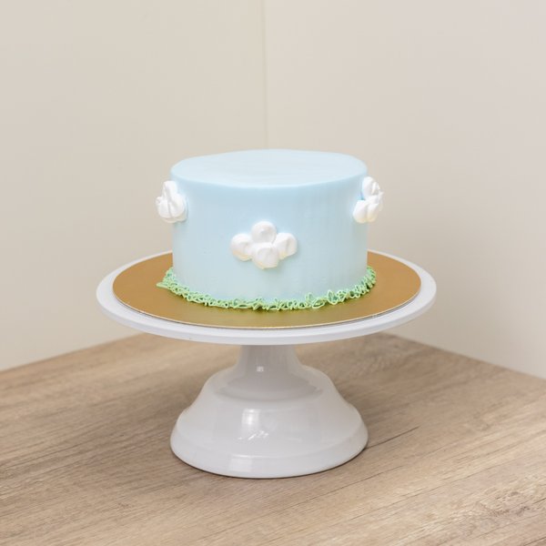 Pastel Blue Sky Cream Cake + Animal Party Train Topper